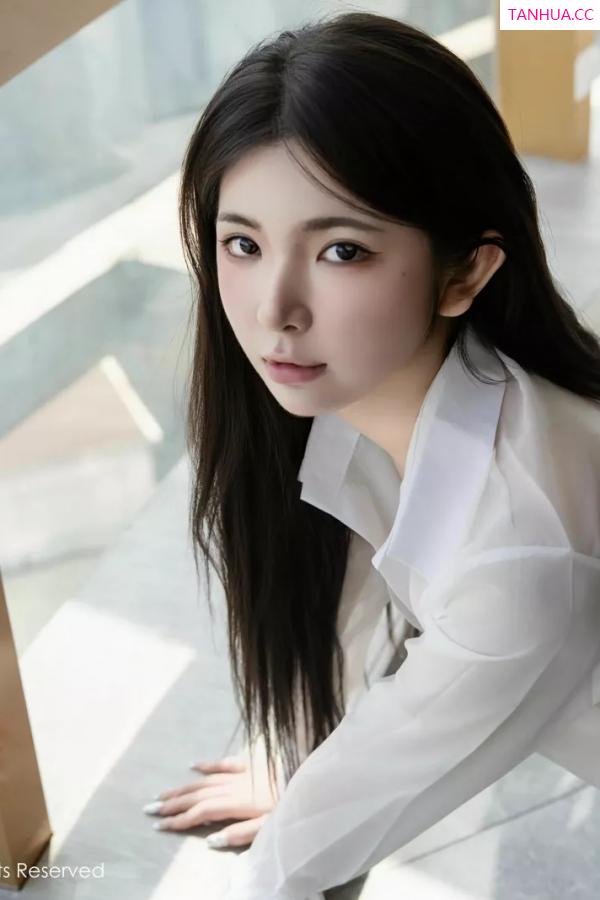 李童童  [XiuRen]高清写真图 2025.05.29 No.10338 童童Bunny 性感OL第31张图片